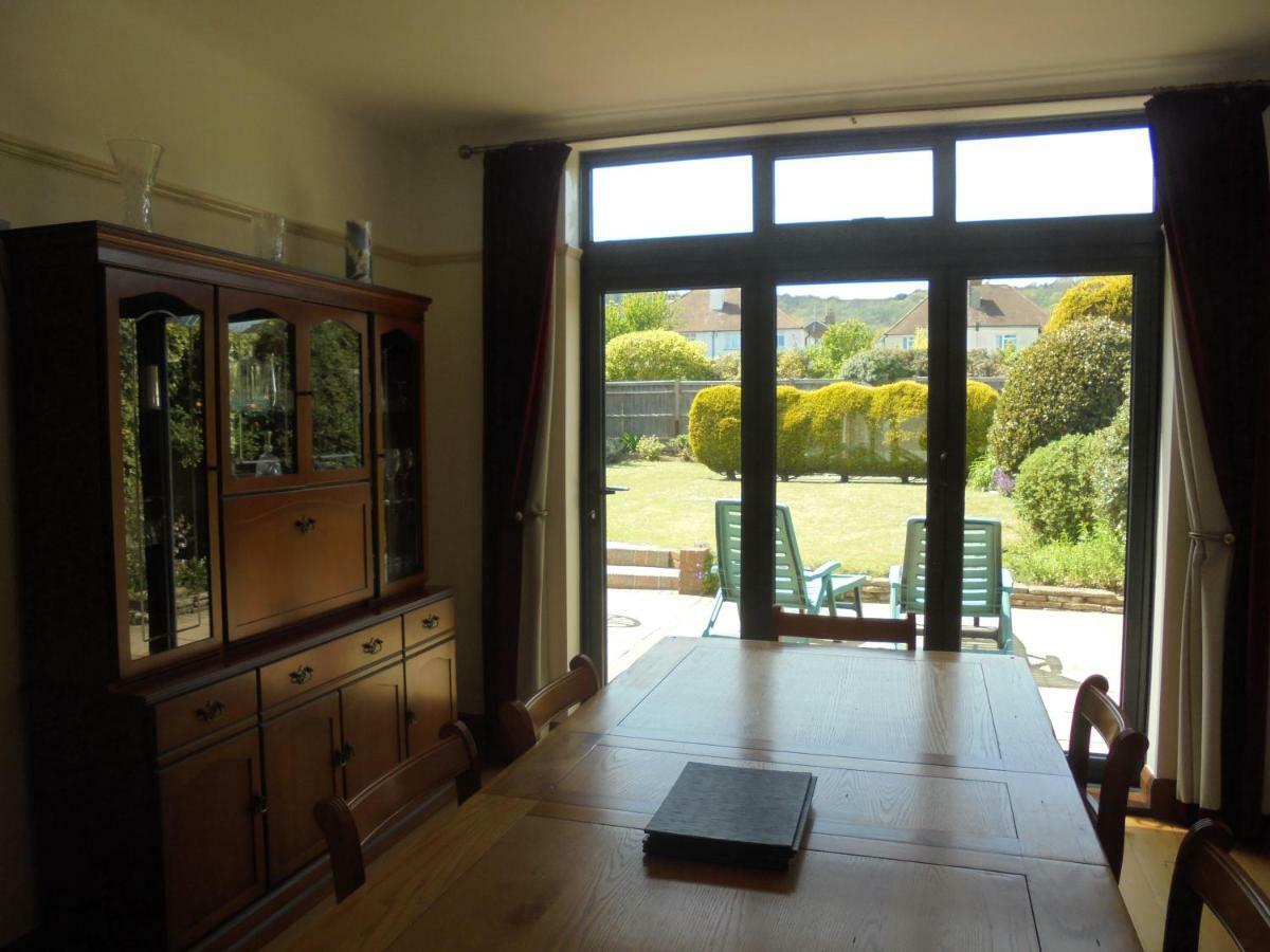 Kelvin Side Villa อีสต์บอร์น ภายนอก รูปภาพ