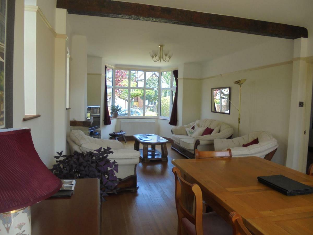 Kelvin Side Villa อีสต์บอร์น ภายนอก รูปภาพ